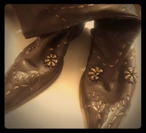 Boots ... BCBG